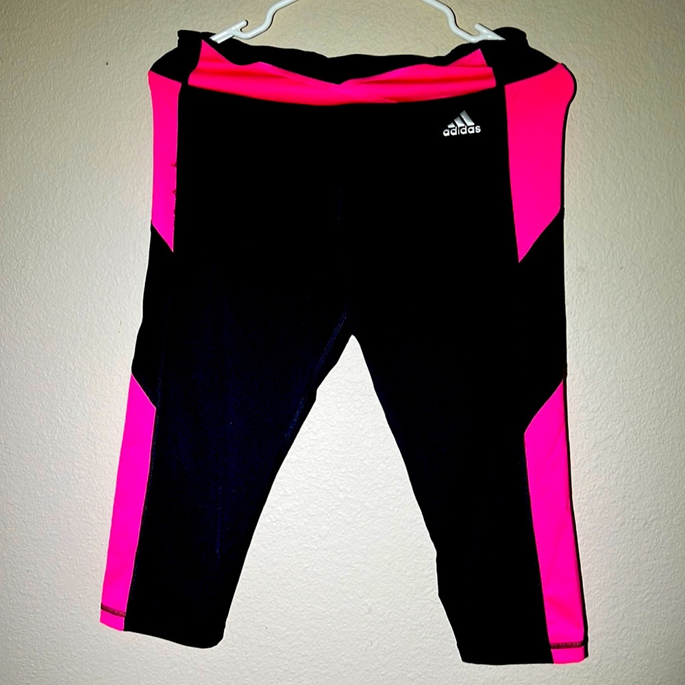 Adidas Sport Set Tank and Pants Climalite Brand Adidas.Color Black and Neon Pink